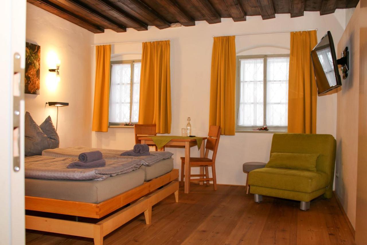 Schwarzes Haus Bed & Breakfast Ybbsitz ภายนอก รูปภาพ