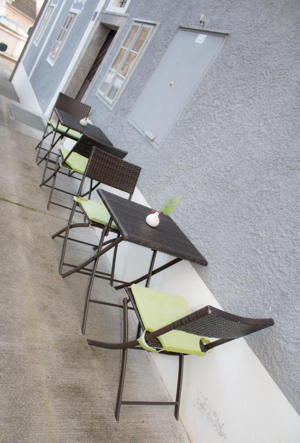 Schwarzes Haus Bed & Breakfast Ybbsitz ภายนอก รูปภาพ